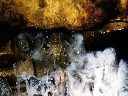Zum Zum Water image 2